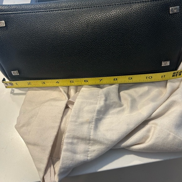 The ROW
Sidekick - Picture 6 of 6